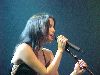 Clic here to see the picture (the_corrs-alex15.jpg)